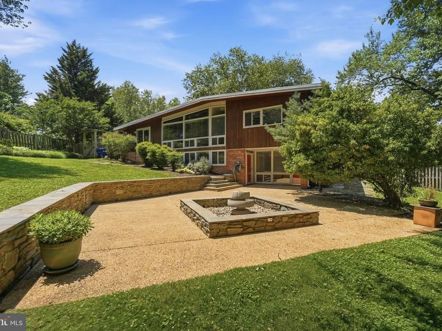 3005 Cedar Hill Road, Falls Church, VA 22042 Main Photo
