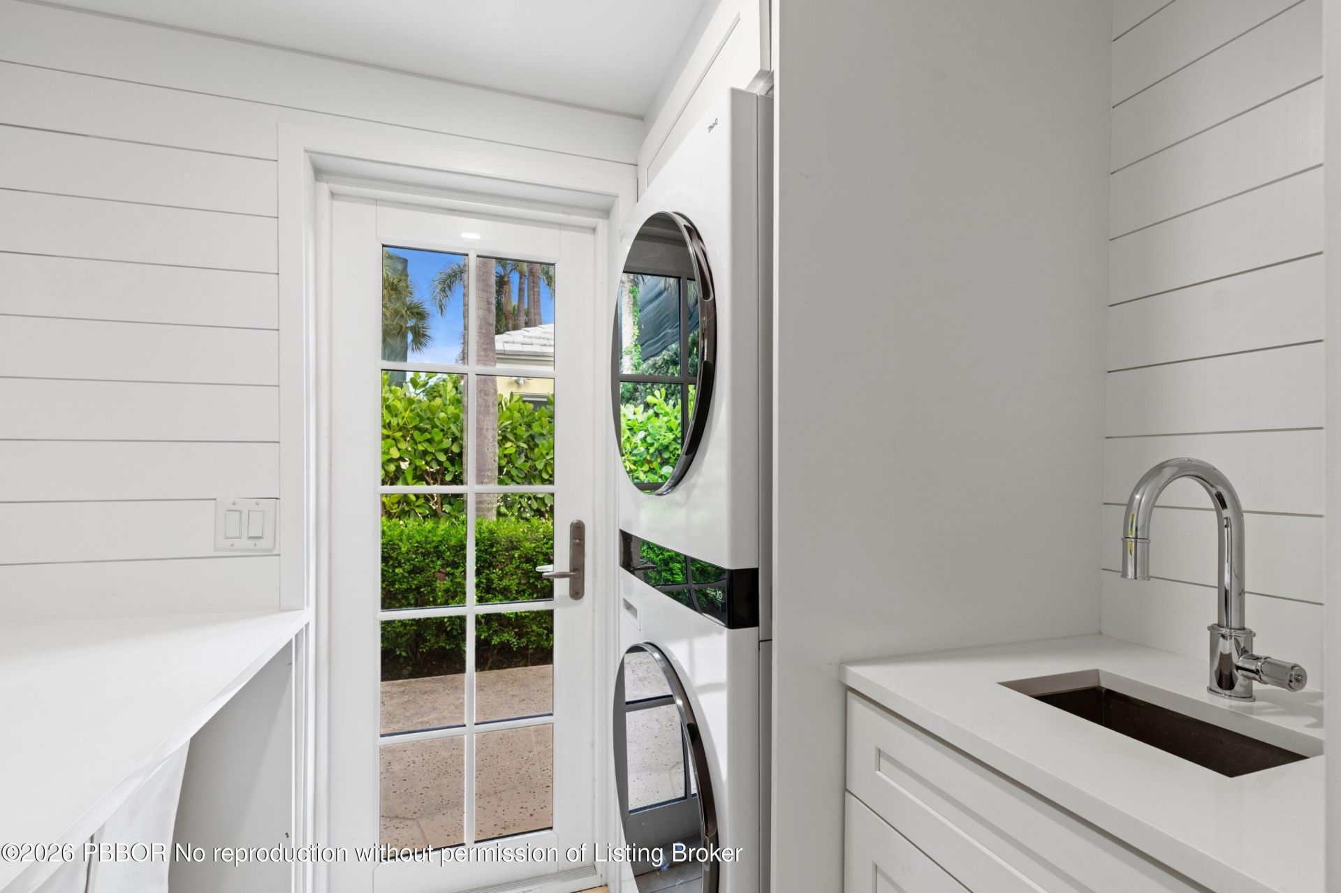 142 Peruvian Avenue, Unit 102, Palm Beach, FL 33480 Photo