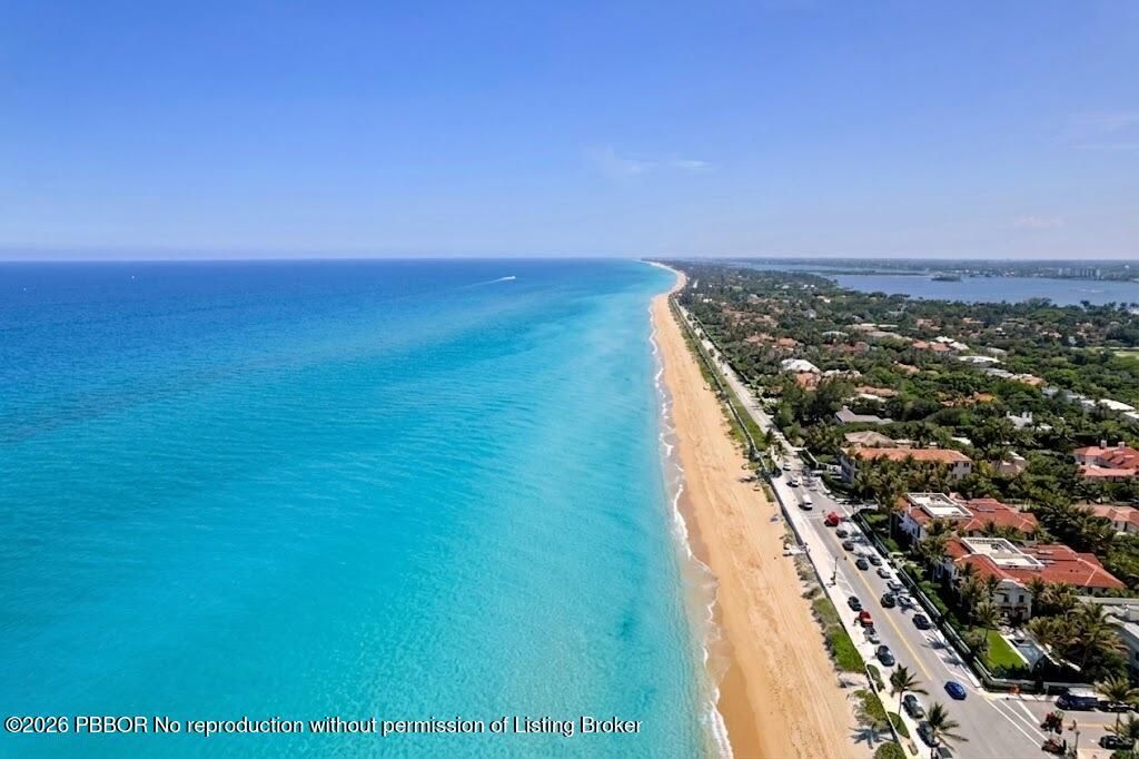 142 Peruvian Avenue, Unit 102, Palm Beach, FL 33480 Photo