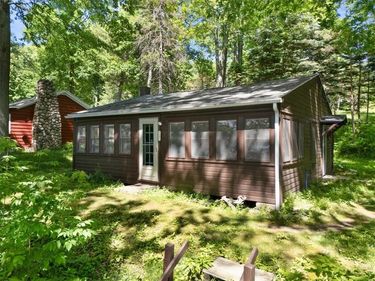 7527 Lake Bluff Road, Wolcott, NY 14590
