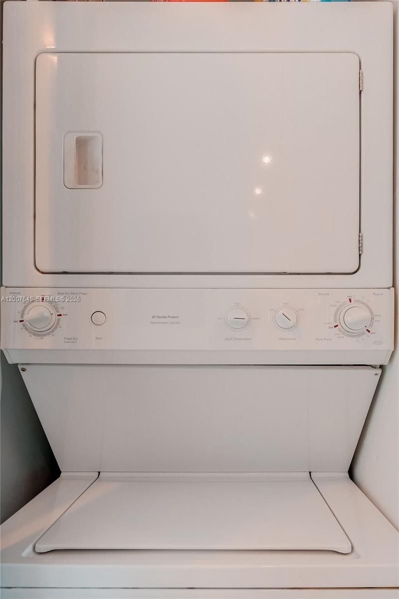 540 West Ave, Unit 2112, Miami Beach, FL 33139 Photo
