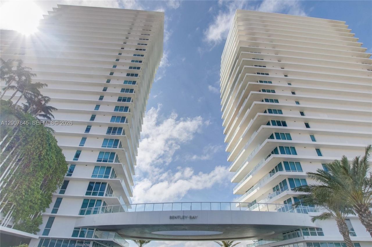 540 West Ave, Unit 2112, Miami Beach, FL 33139 Photo