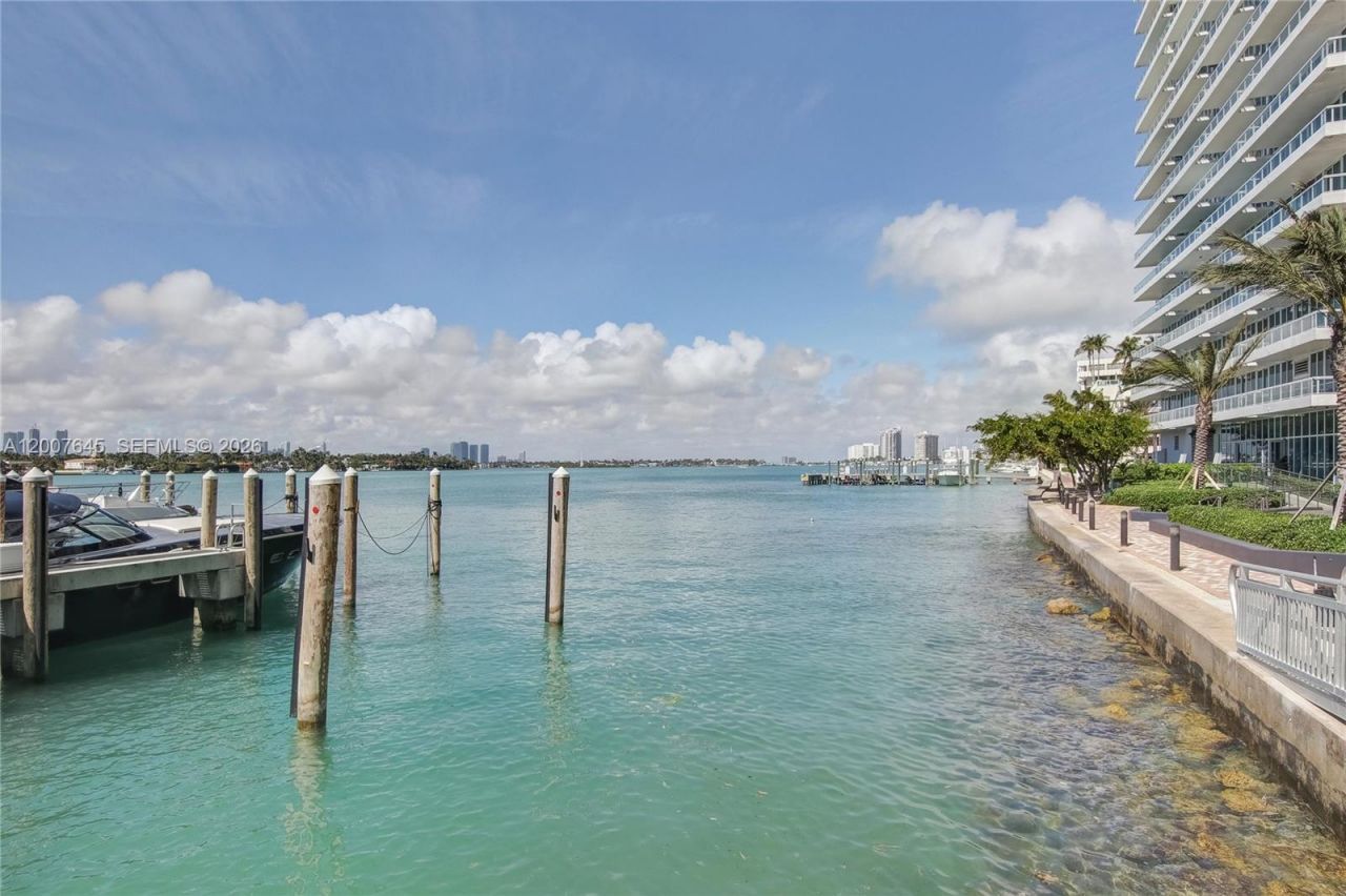 540 West Ave, Unit 2112, Miami Beach, FL 33139 Photo