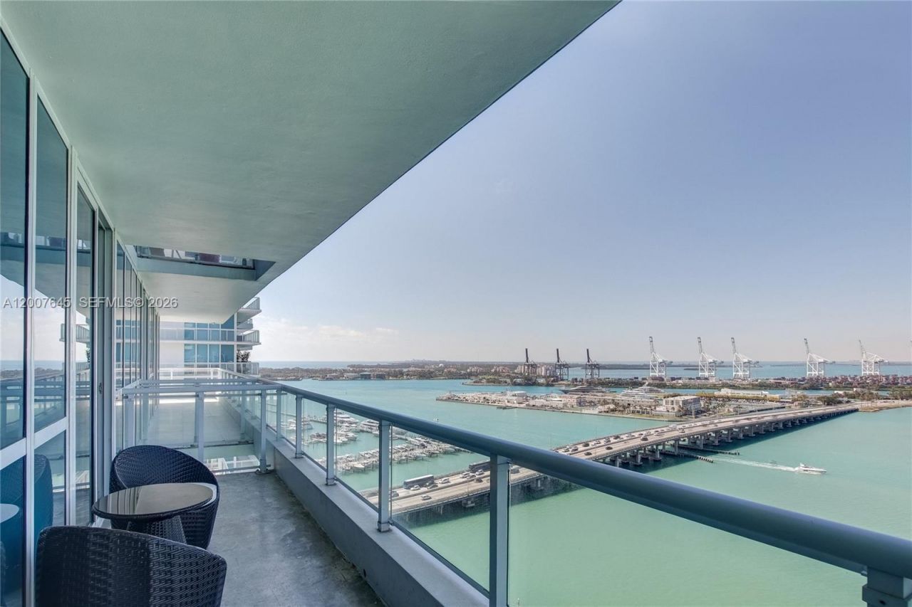 540 West Ave, Unit 2112, Miami Beach, FL 33139 Photo