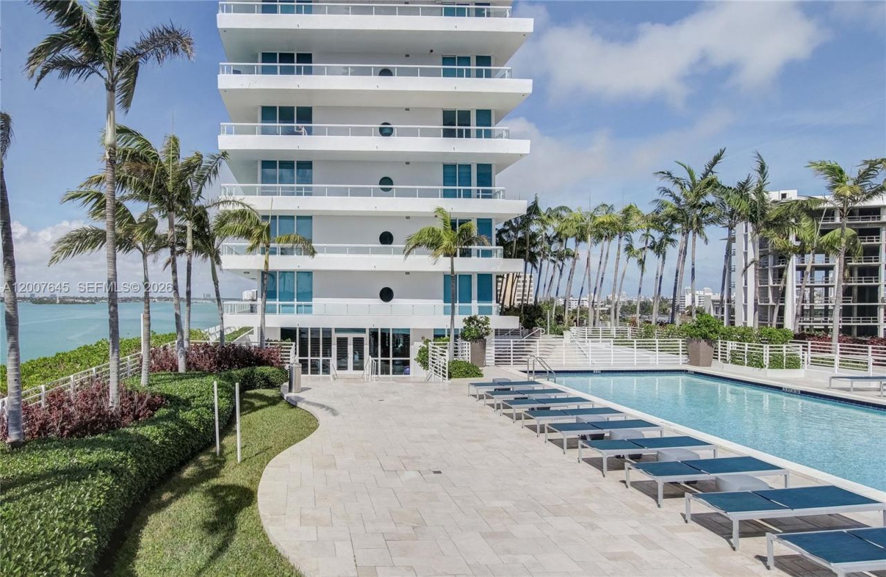 540 West Ave, Unit 2112, Miami Beach, FL 33139 Photo