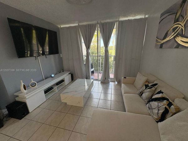 7035 NW 186th St , Unit D302, Hialeah, FL 33015