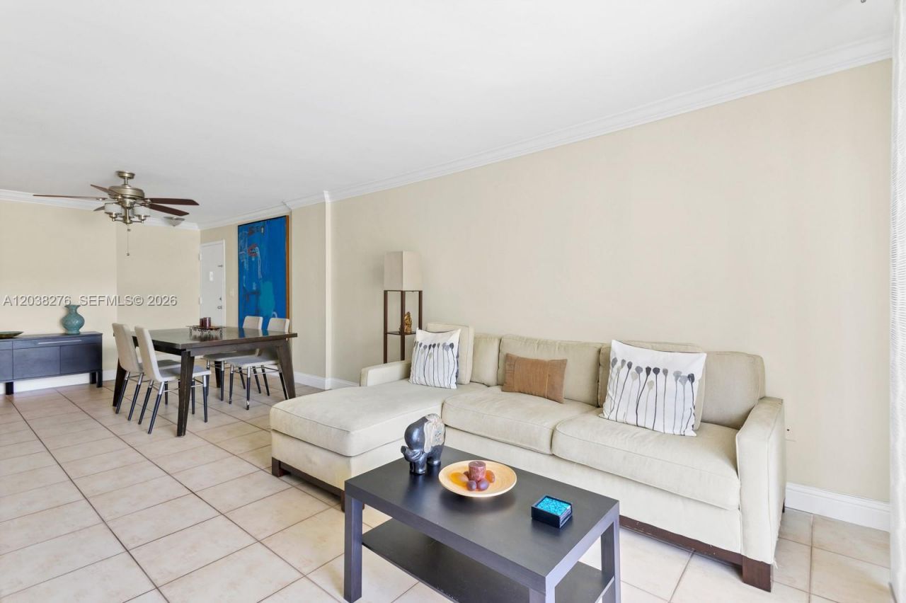 1605 Bay Rd , Unit 308, Miami Beach, FL 33139 Photo
