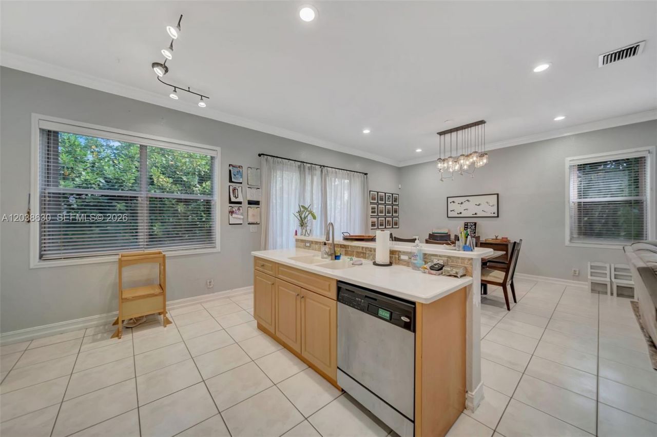 1531 SW 194th Ter , Pembroke Pines, FL 33029 Photo