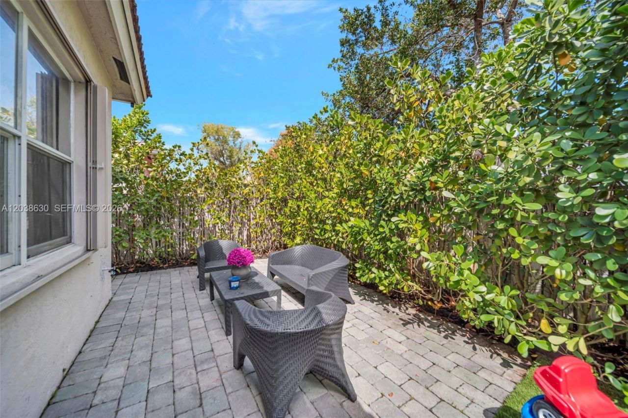 1531 SW 194th Ter , Pembroke Pines, FL 33029 Photo