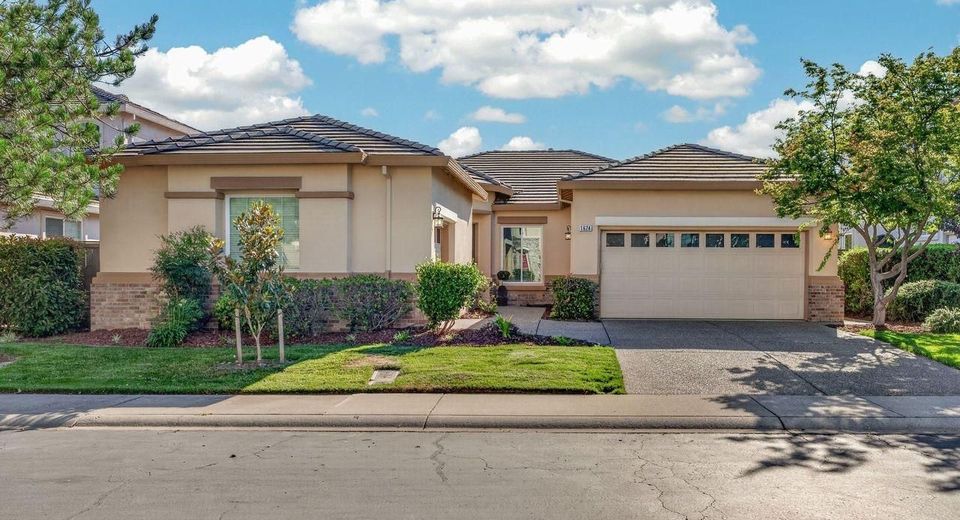 1624 Daunting Dr, El Dorado Hills, CA 95762 Photo