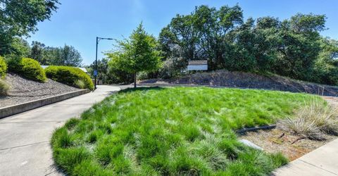 114 Barnhill Dr, Folsom, CA 95630 Photo