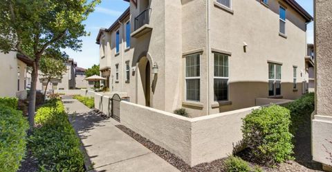 114 Barnhill Dr, Folsom, CA 95630 Photo
