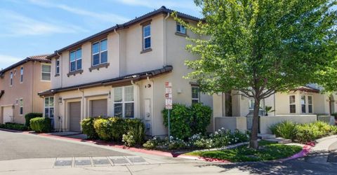 114 Barnhill Dr, Folsom, CA 95630 Photo