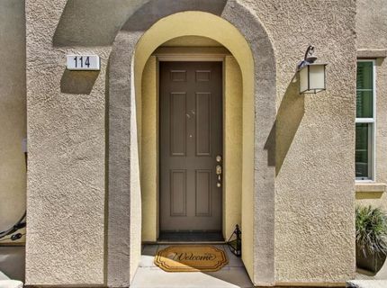 114 Barnhill Dr, Folsom, CA 95630 Photo