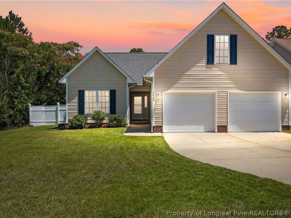 2048 Ivey Commons Road, Fayetteville, NC 28306