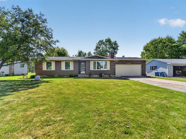 7108 Fairgrove Drive, Swartz Creek, MI 48473