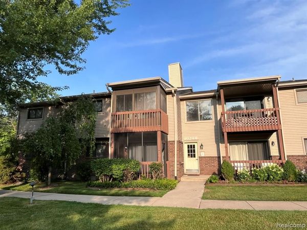 10244 NANCYS Boulevard, Grosse Ile Twp, MI 48138
