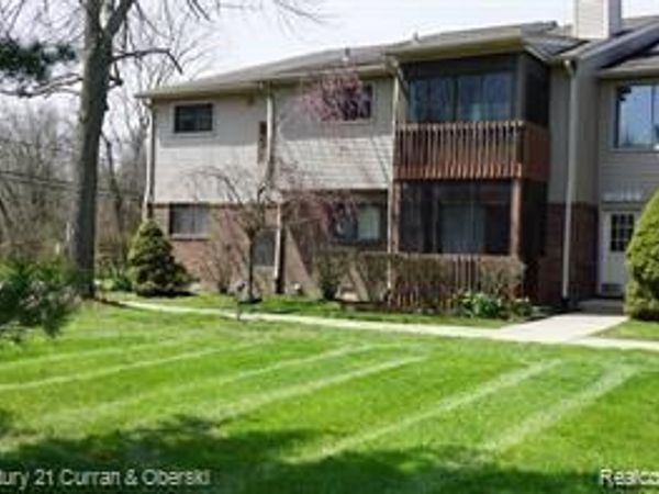 10244 NANCYS Boulevard, Grosse Ile Twp, MI 48138