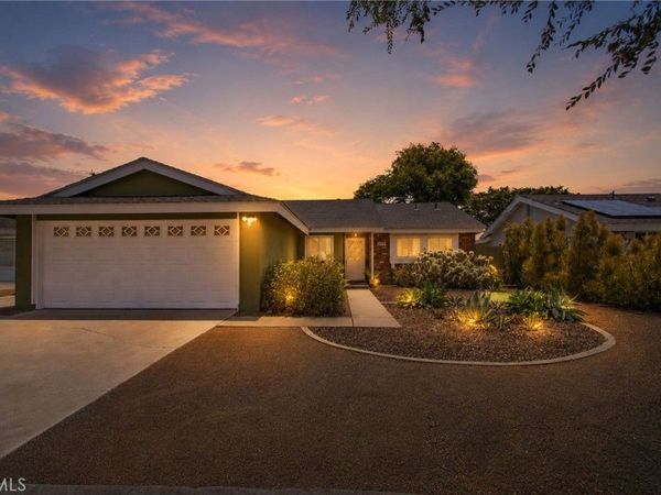 2858 Clark Avenue, Long Beach, CA 90815