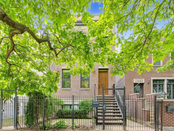 2439 W Moffat Street , Chicago, IL 60647