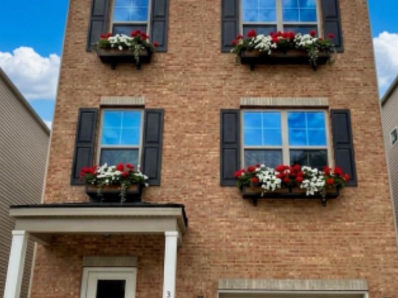 381 Cityscape West Drive, Cincinnati, OH 45205 Photo 1