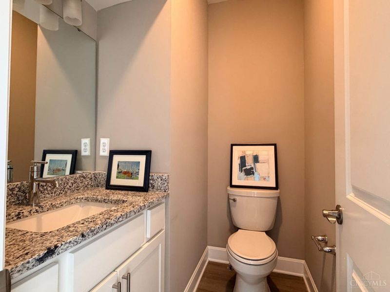 381 Cityscape West Drive, Cincinnati, OH 45205 Photo 16