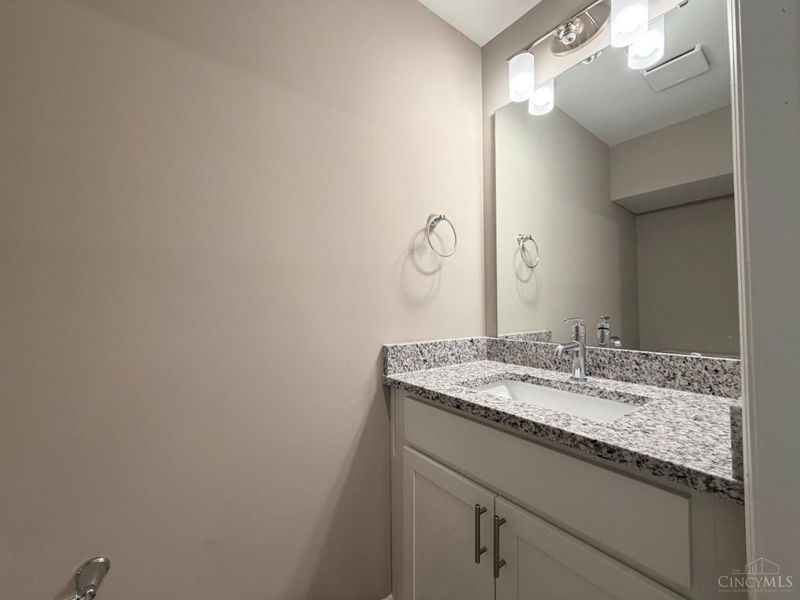 381 Cityscape West Drive, Cincinnati, OH 45205 Photo 26