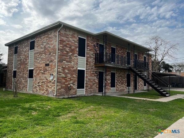 905 Simpson Road , Unit A, Victoria, TX 77904