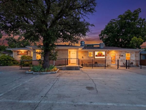 7224 Glenview Drive , Richland Hills, TX 76180