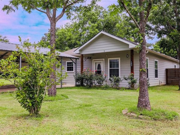 1000 N Spring Street , Grand Saline, TX 75140