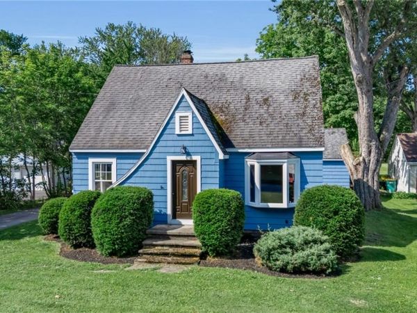 6572 Taylor Road , Hamburg, NY 14075