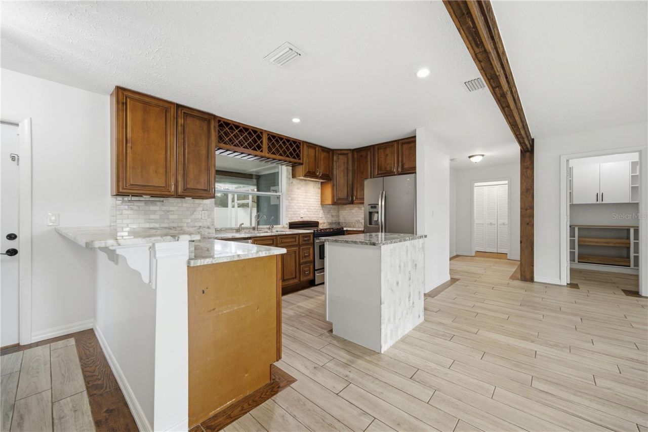 1964 Par Place, Sarasota, FL 34240 Photo