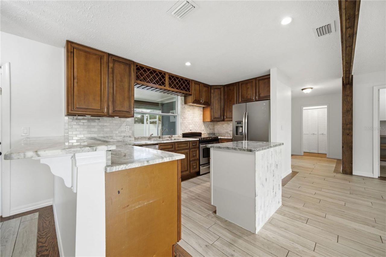 1964 Par Place, Sarasota, FL 34240 Photo
