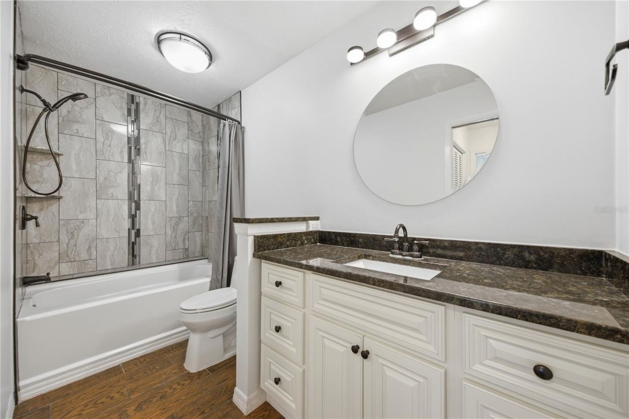 1964 Par Place, Sarasota, FL 34240 Photo
