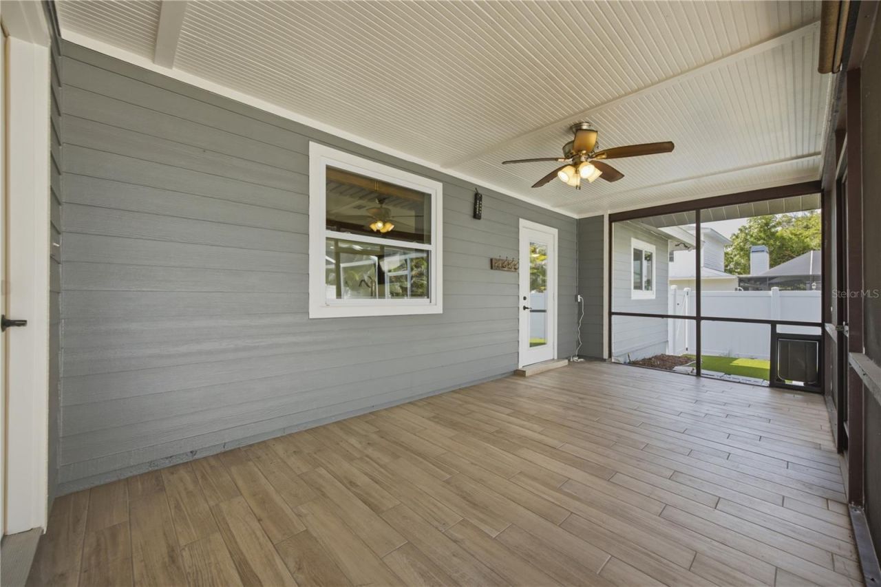 1964 Par Place, Sarasota, FL 34240 Photo