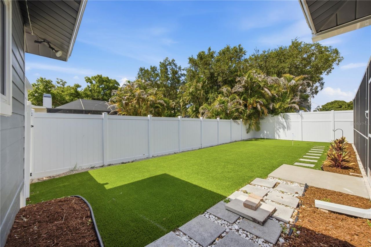 1964 Par Place, Sarasota, FL 34240 Photo