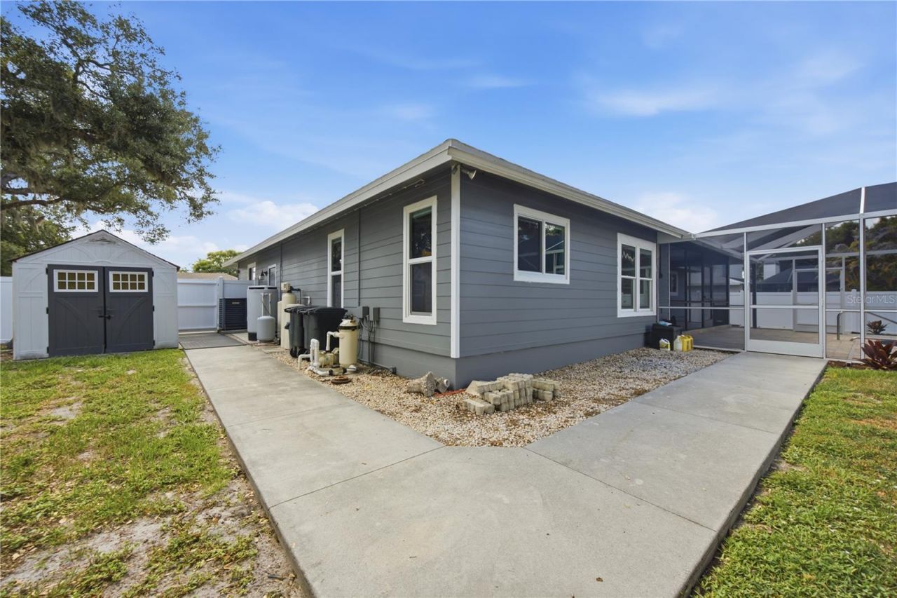 1964 Par Place, Sarasota, FL 34240 Photo