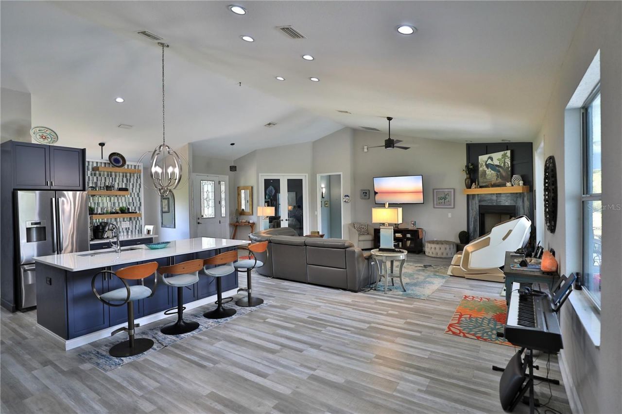16421 W Highway 326, Morriston, FL 32668 Photo