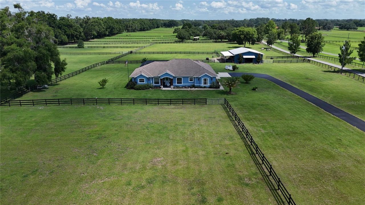16421 W Highway 326, Morriston, FL 32668 Photo