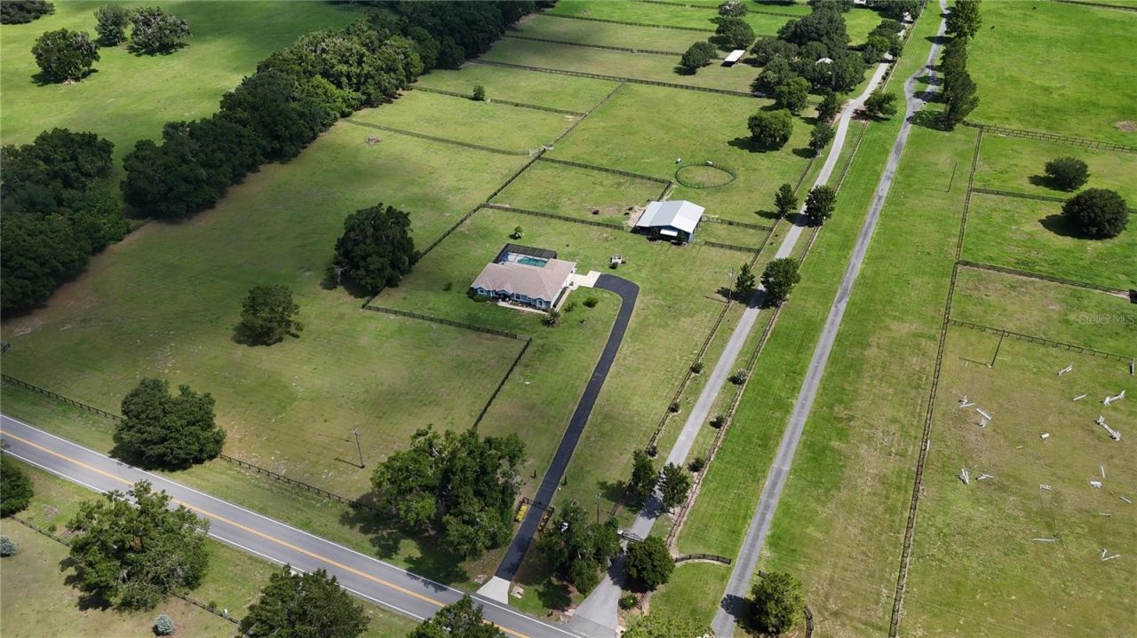 16421 W Highway 326, Morriston, FL 32668 Photo