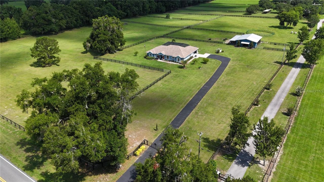16421 W Highway 326, Morriston, FL 32668 Photo
