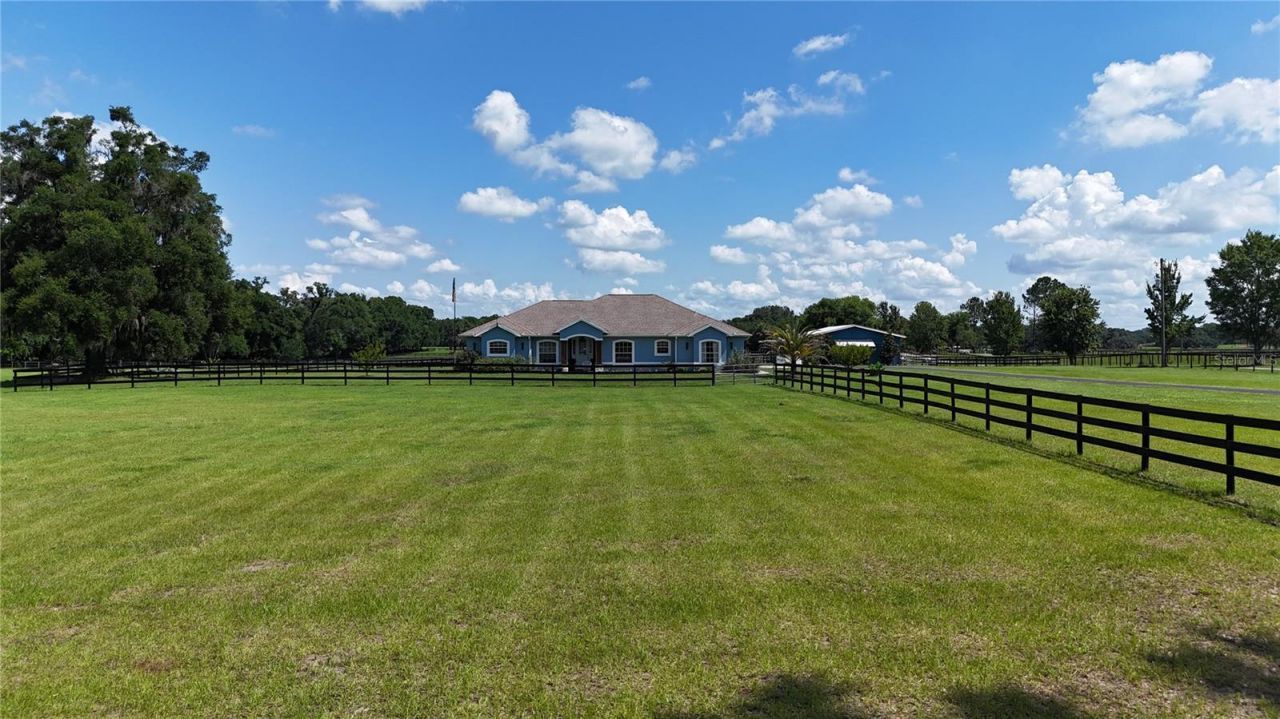 16421 W Highway 326, Morriston, FL 32668 Photo