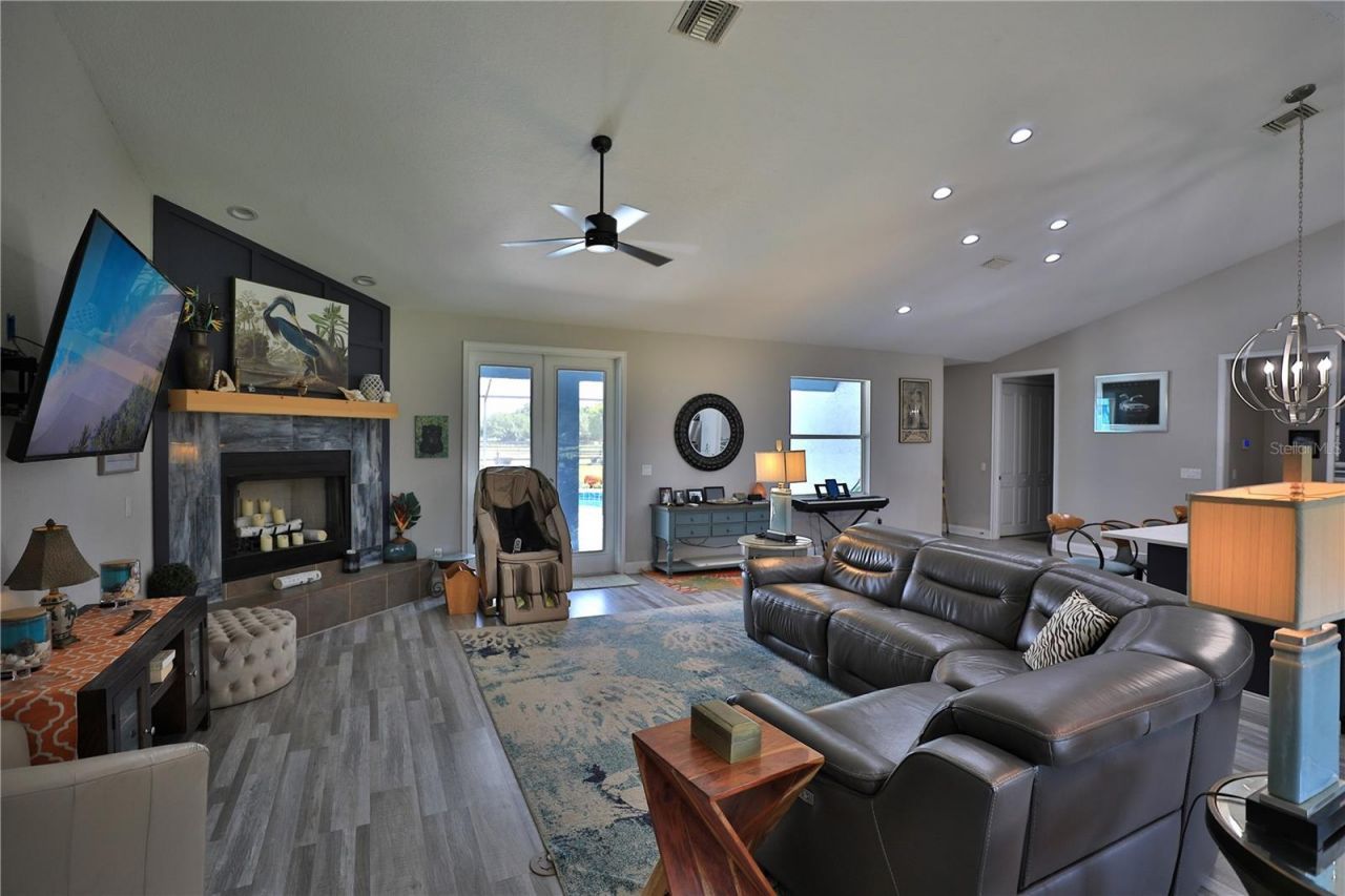 16421 W Highway 326, Morriston, FL 32668 Photo