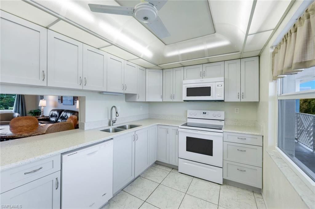 6102 Augusta Dr, Unit 307, Fort Myers, FL 33907 Photo