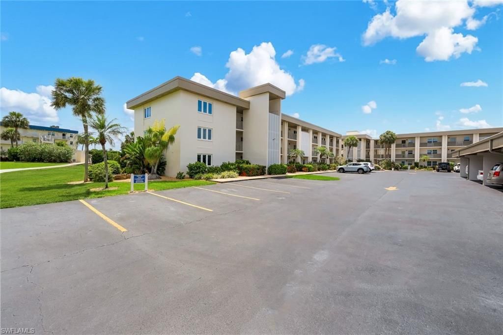 6102 Augusta Dr, Unit 307, Fort Myers, FL 33907 Photo