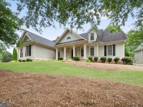2704 Lost Lakes Drive, Powder Springs, GA 30127