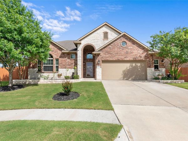 953 Vista Gardens DR, Buda, TX 78610