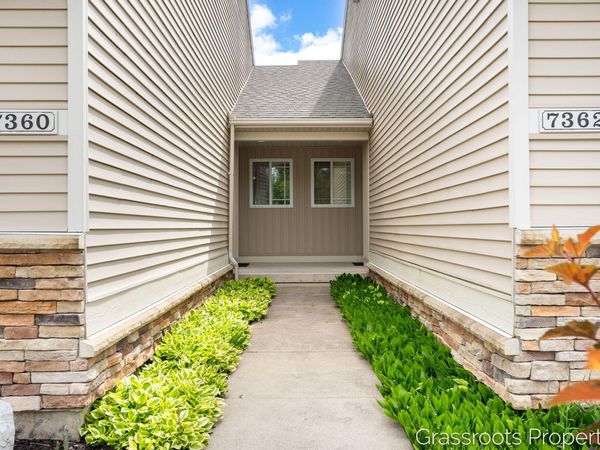 7360 Sierrafield Court SW, Byron Center, MI 49315