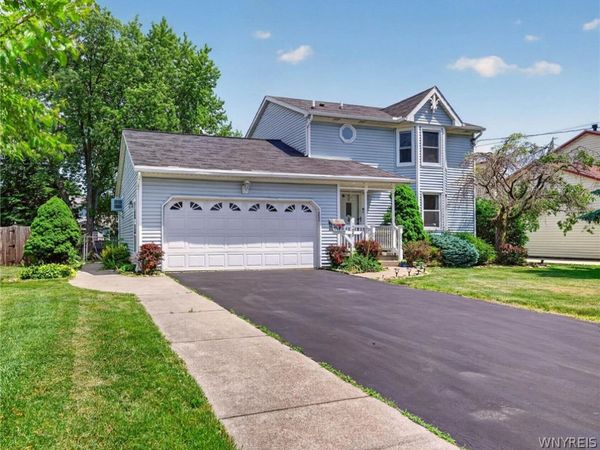 1295 Nash Road , North Tonawanda, NY 14120