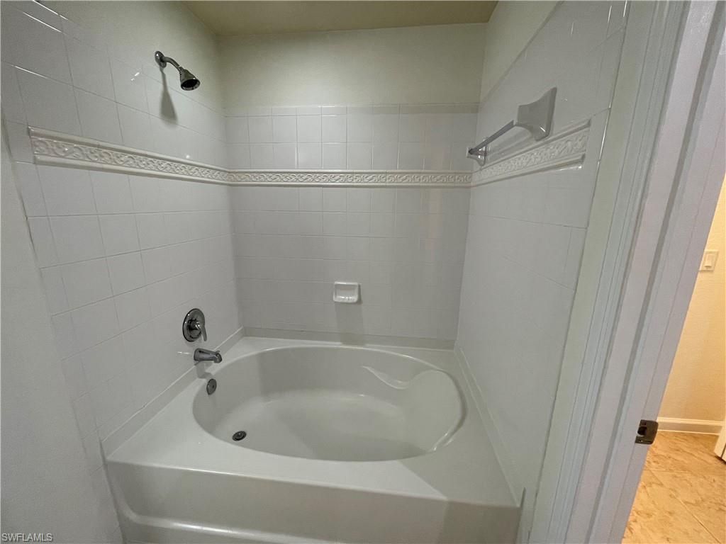 12970 Positano Cir, Unit 306, Naples, FL 34105 Photo
